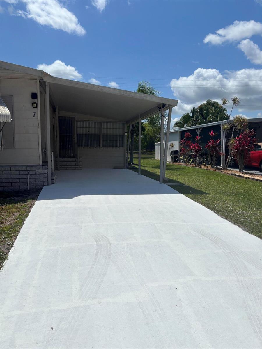 7 Villa Flores, Port St. Lucie FL 34952 photo 3