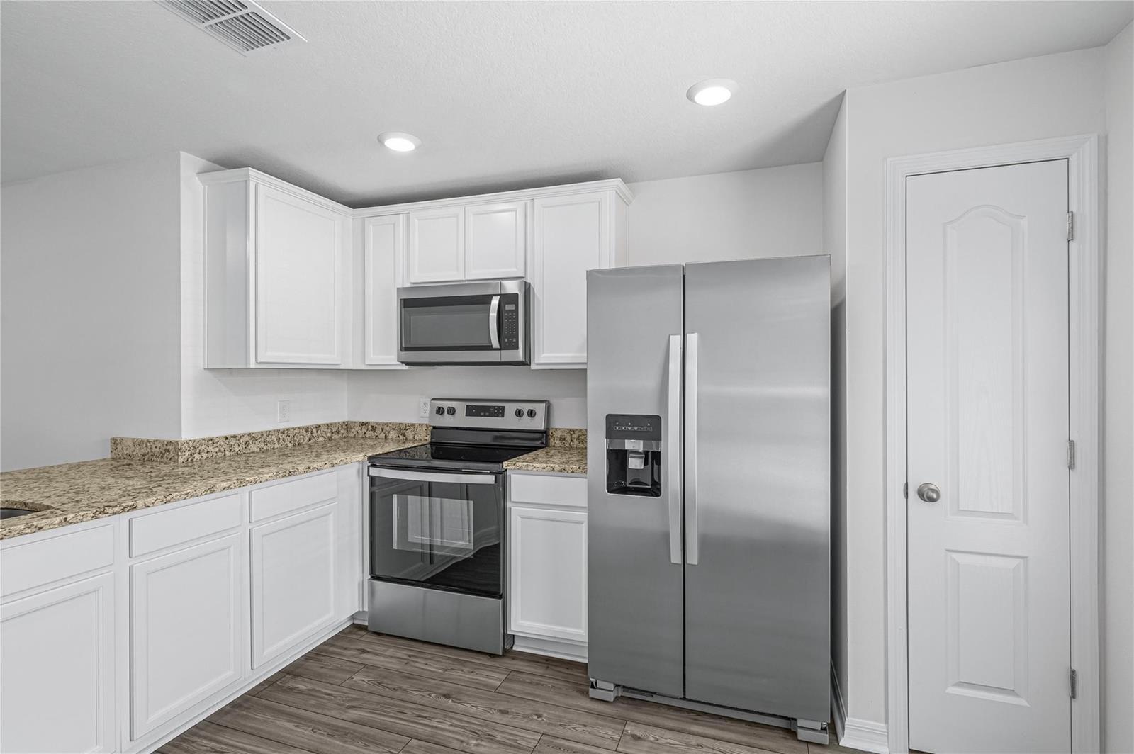 8175 104th Avenue, Vero Beach FL 32967 photo 5