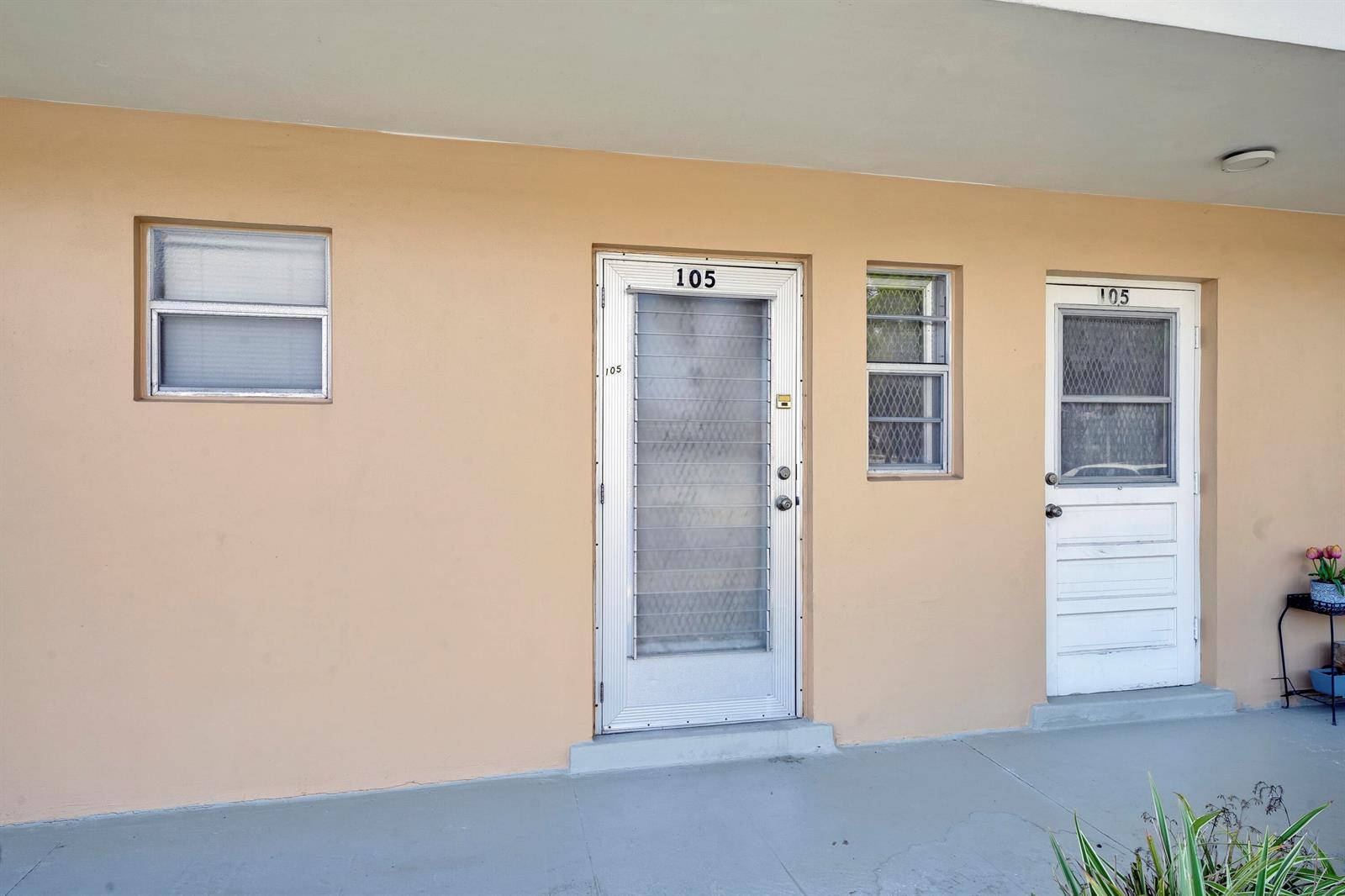 2223 NE 1st Court # 105, Boynton Beach FL 33435 photo 2