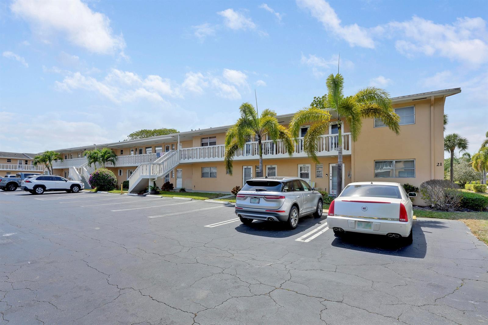 2223 NE 1st Court # 105, Boynton Beach FL 33435