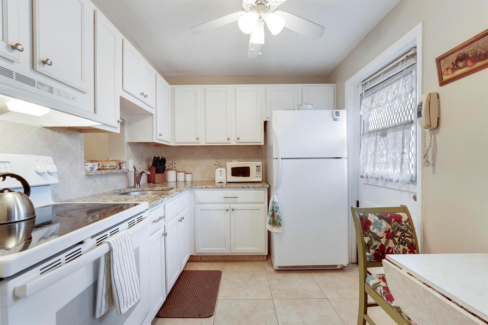 2223 NE 1st Court # 105, Boynton Beach FL 33435 photo 4