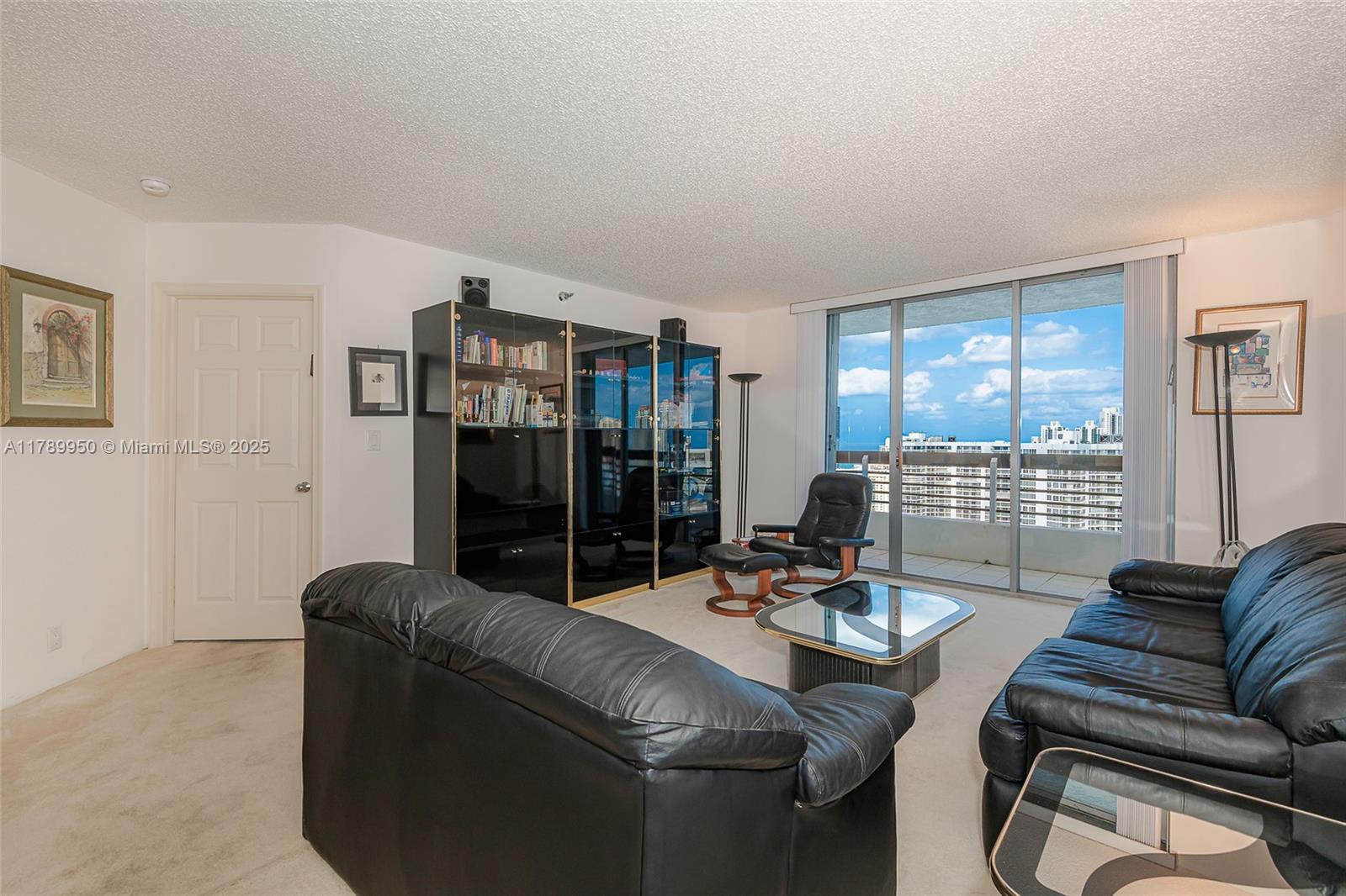 3530 Mystic Pointe Dr, Aventura FL 33180 photo 4