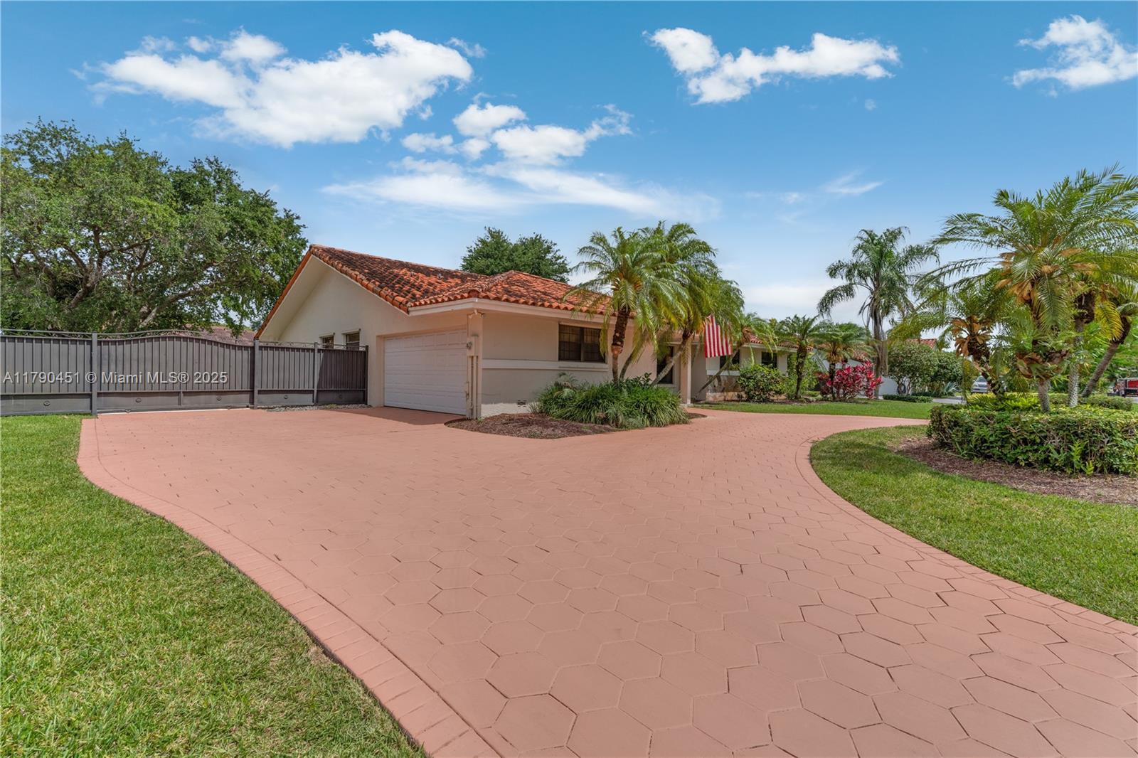 9691 SW 123rd Ave, Miami FL 33186 photo 2