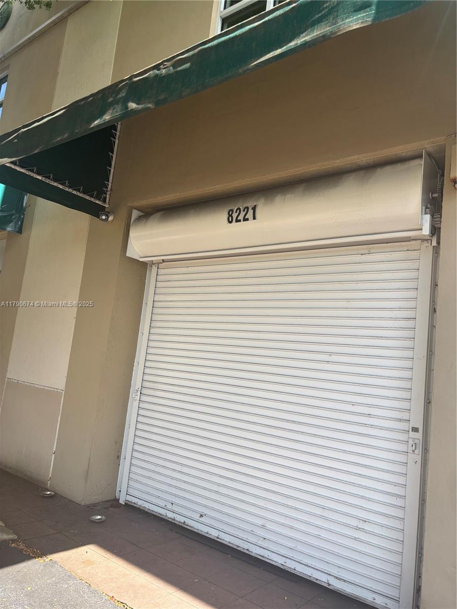 8221 NW 30th Ter, Doral FL 33122 photo 3