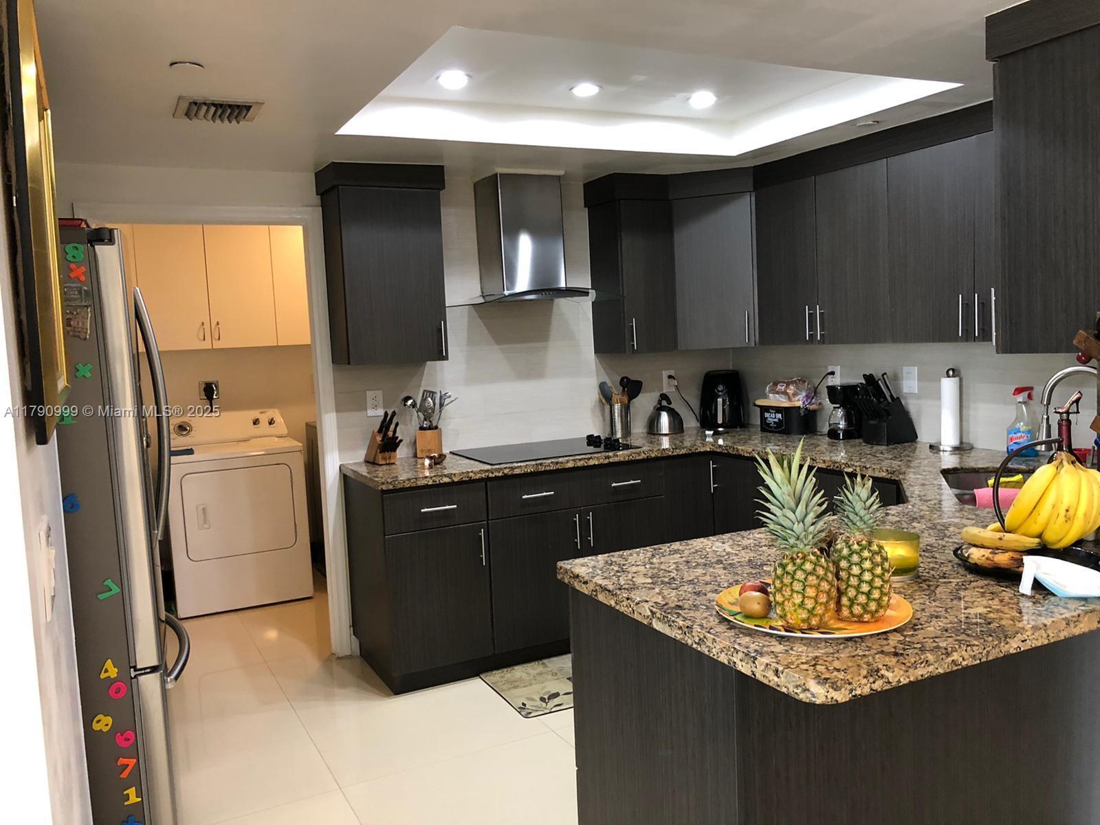 9725 NW 52nd St # 407, Doral FL 33178 photo 3