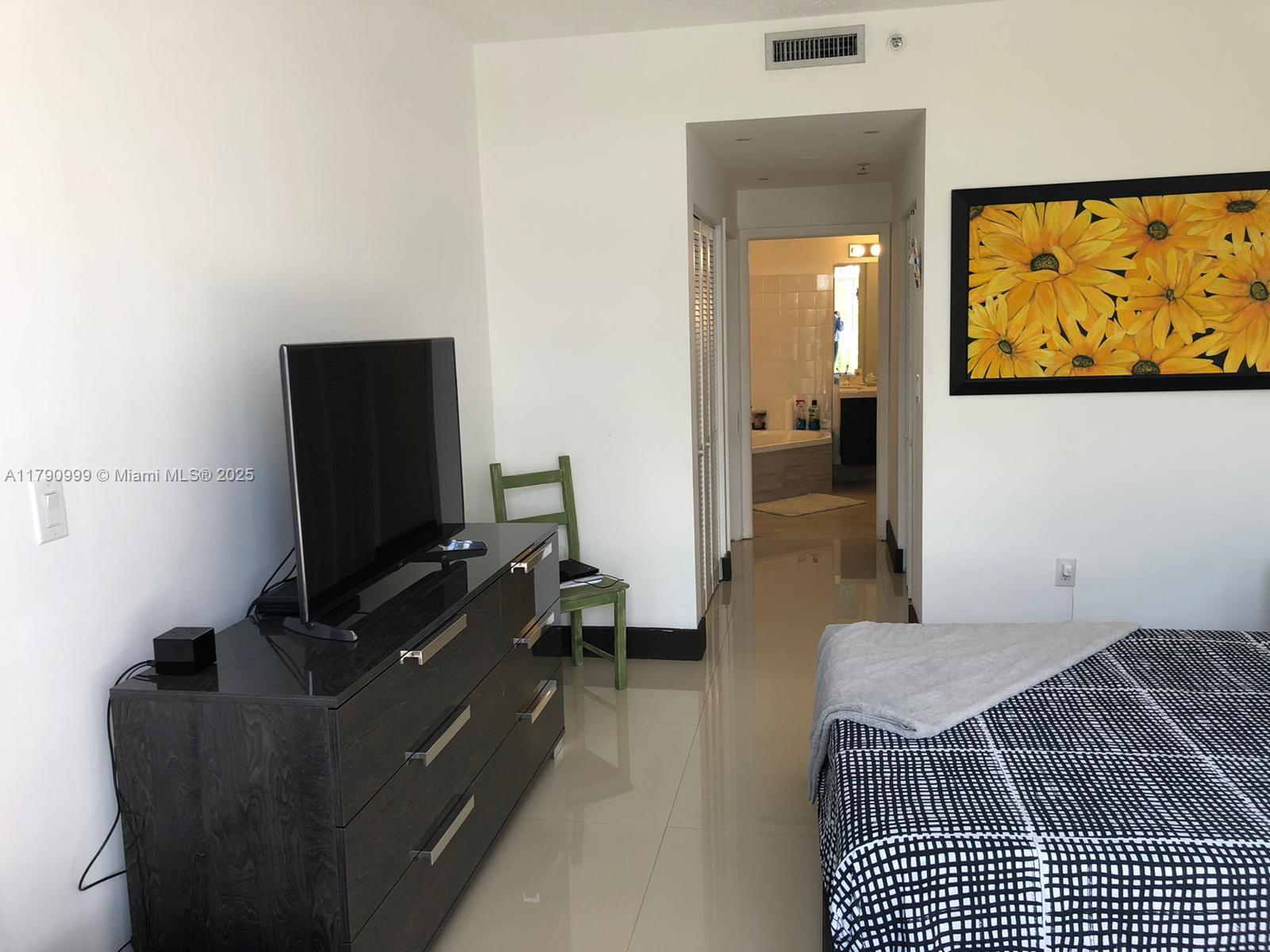 9725 NW 52nd St # 407, Doral FL 33178 photo 5