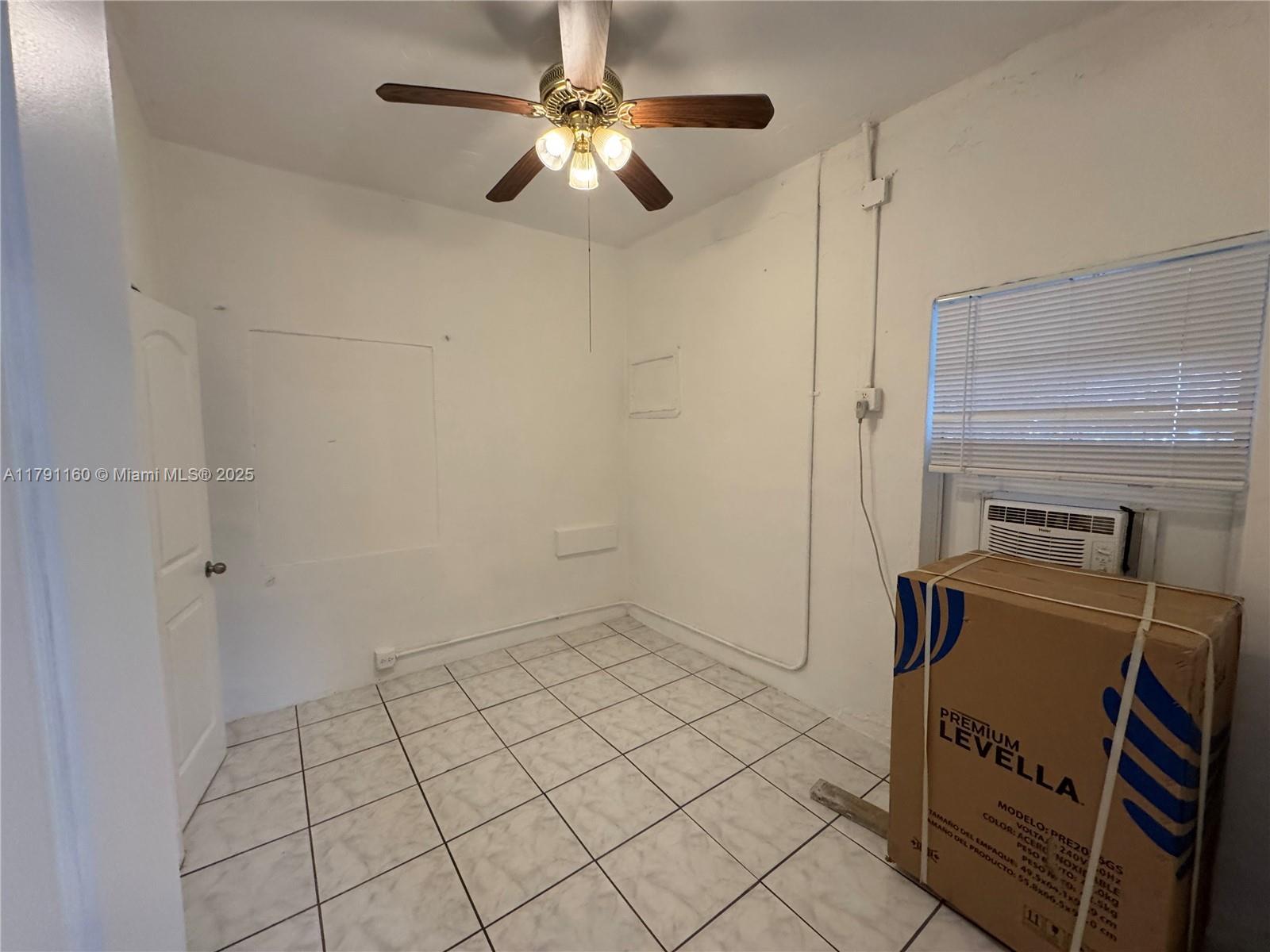 2549 NE 190th St # 2, Miami FL 33180 photo 3