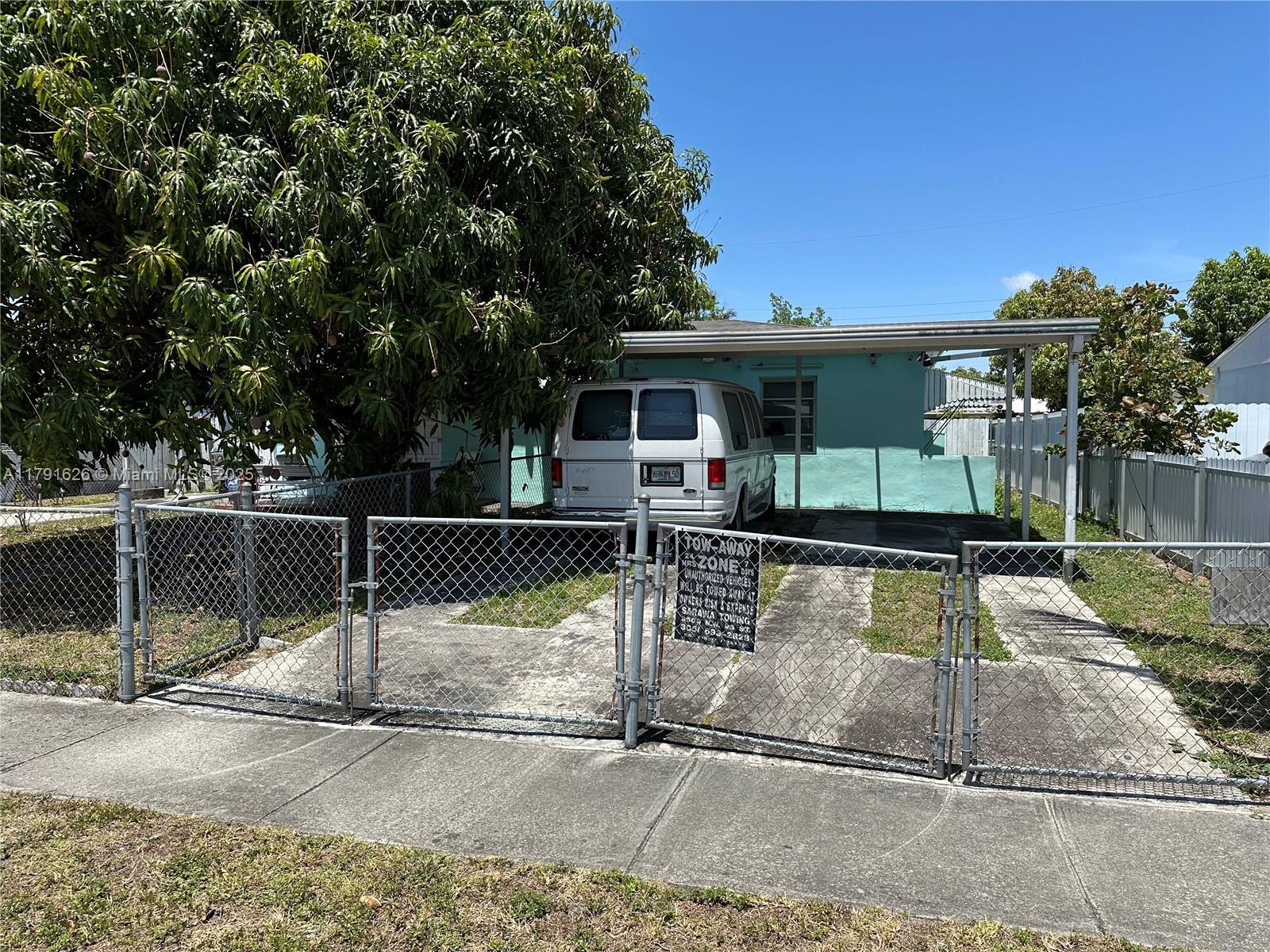 911 E 39th Pl, Hialeah FL 33013 photo 5