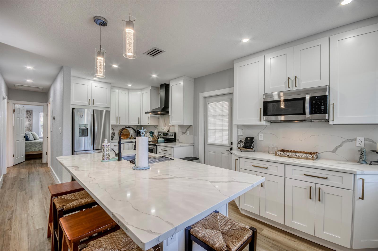 404 S Caloosahatchee Avenue, Jupiter FL 33458 photo 4