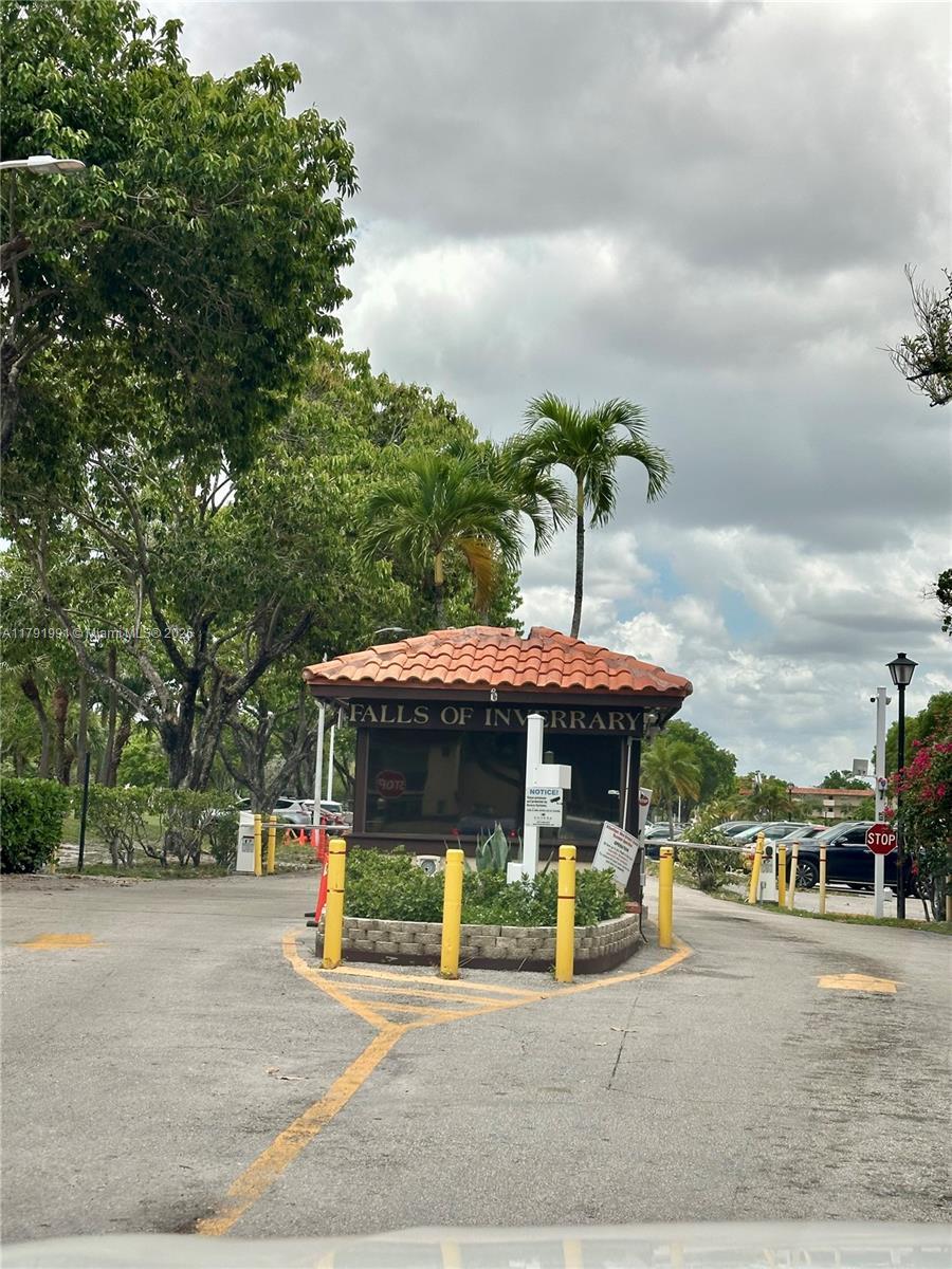 6201 N Falls Cir Dr # 212, Lauderhill FL 33319 photo 2