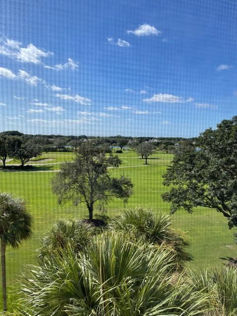 6895 Willow Wood Drive # 1055, Boca Raton FL 33434