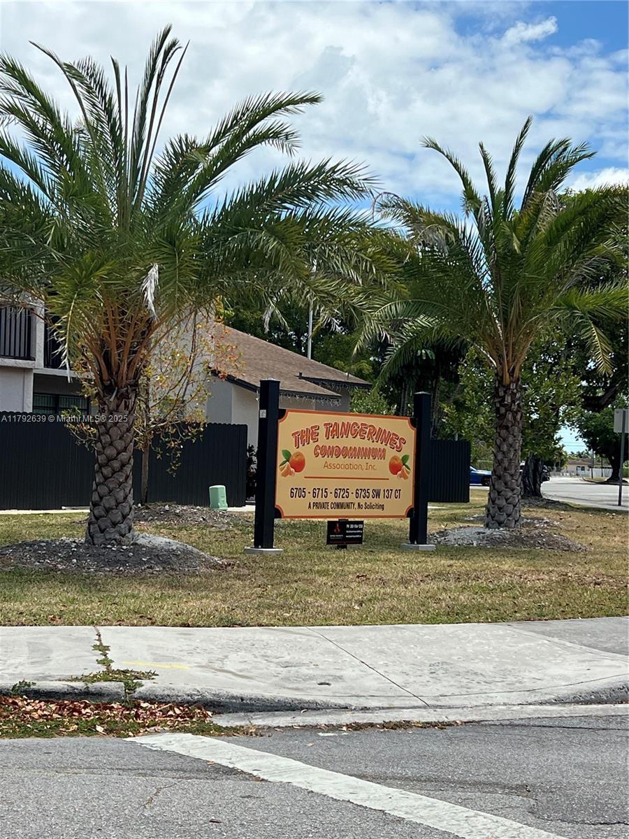 6725 SW 137th Ct # 14D, Miami FL 33183