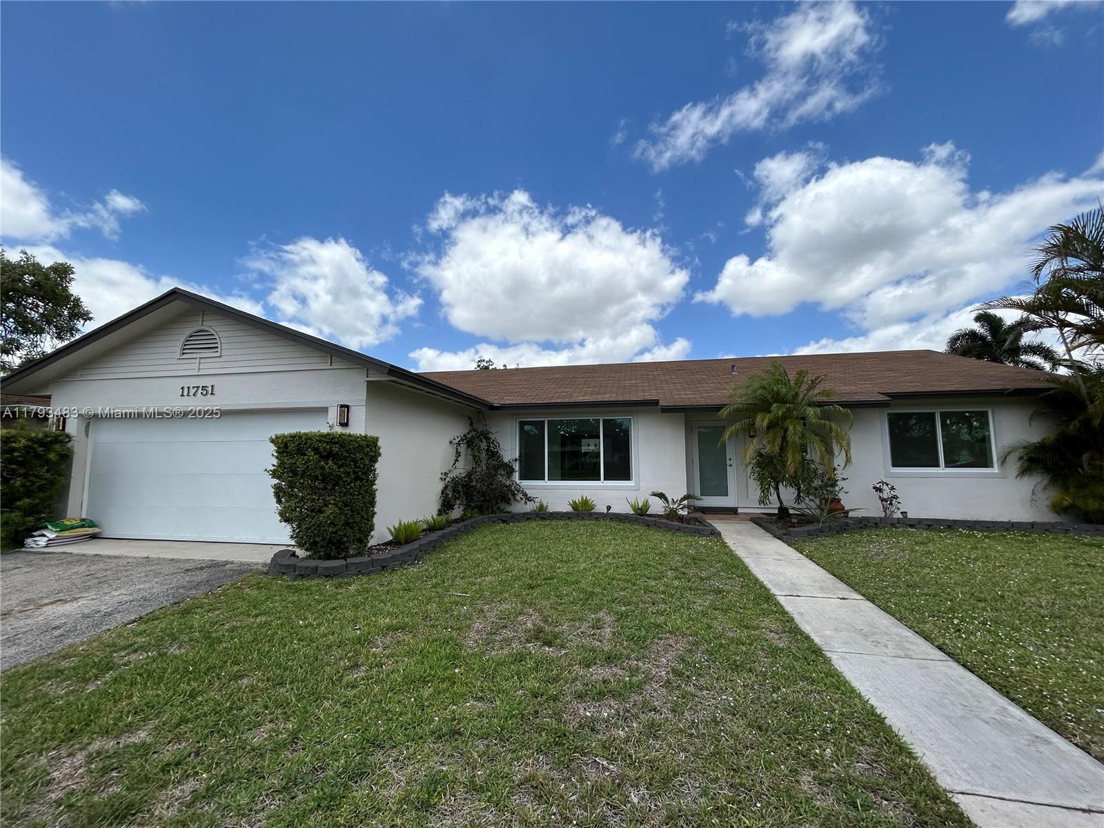 11751 SW 52nd Ct, Cooper City FL 33330 photo 2