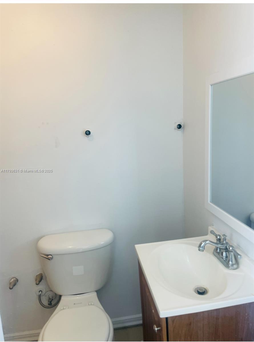 613 Sharar Ave # 2A, Opa-Locka FL 33054 photo 5