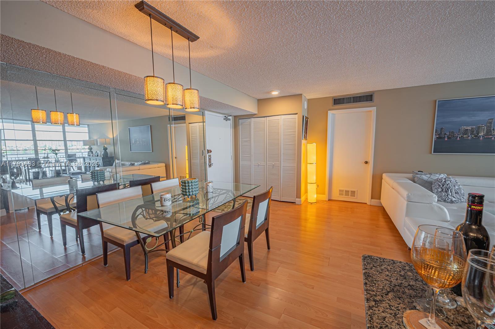 301 174th St # 401, Sunny Isles Beach FL 33160 photo 5