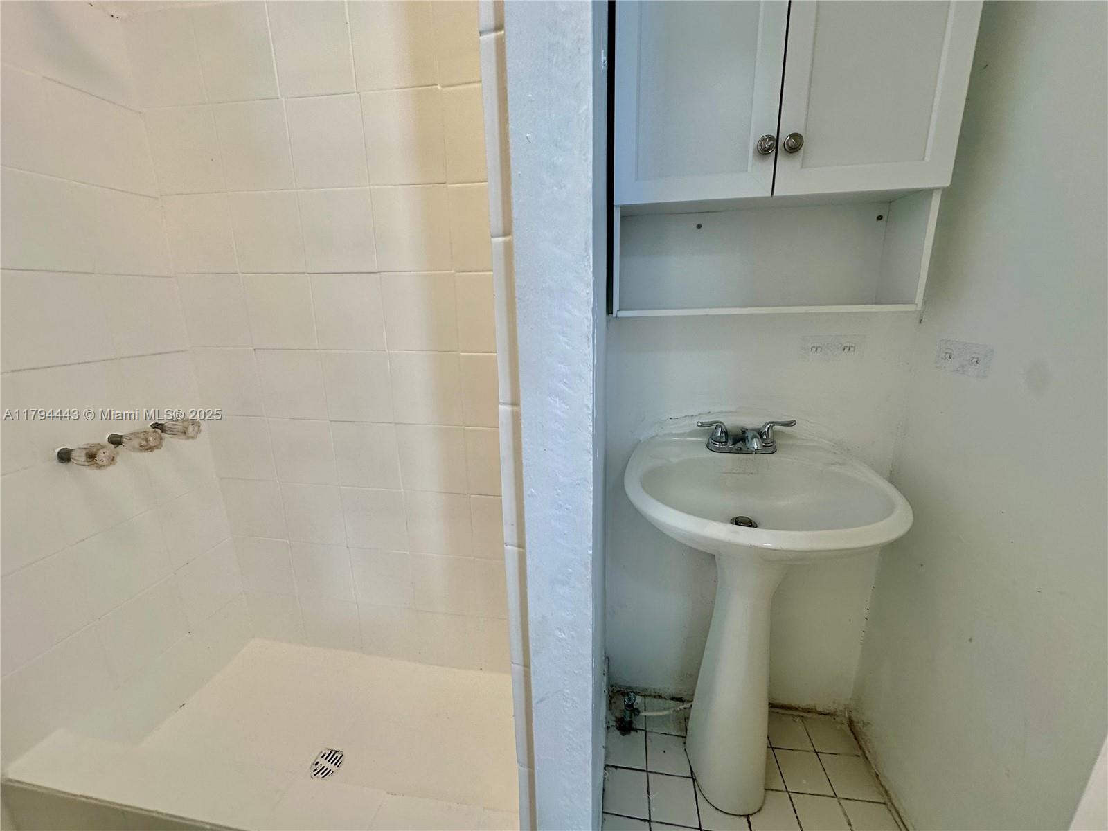 1767 NW 5th St # 4, Miami FL 33125 photo 4