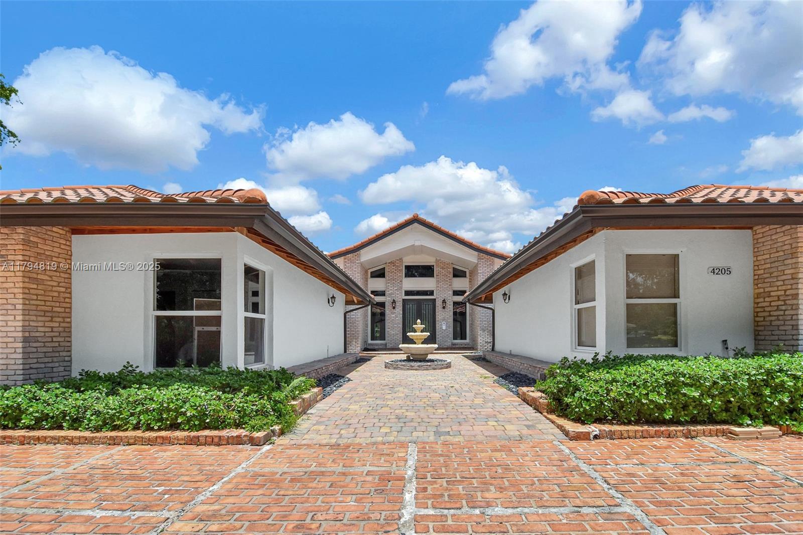 4205 NW 100th Ave, Coral Springs FL 33065 photo 3
