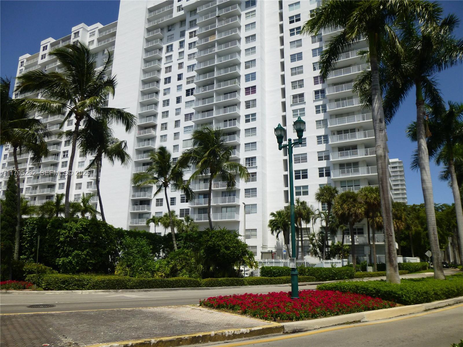2801 NE 183rd St # 1507W, Aventura FL 33160