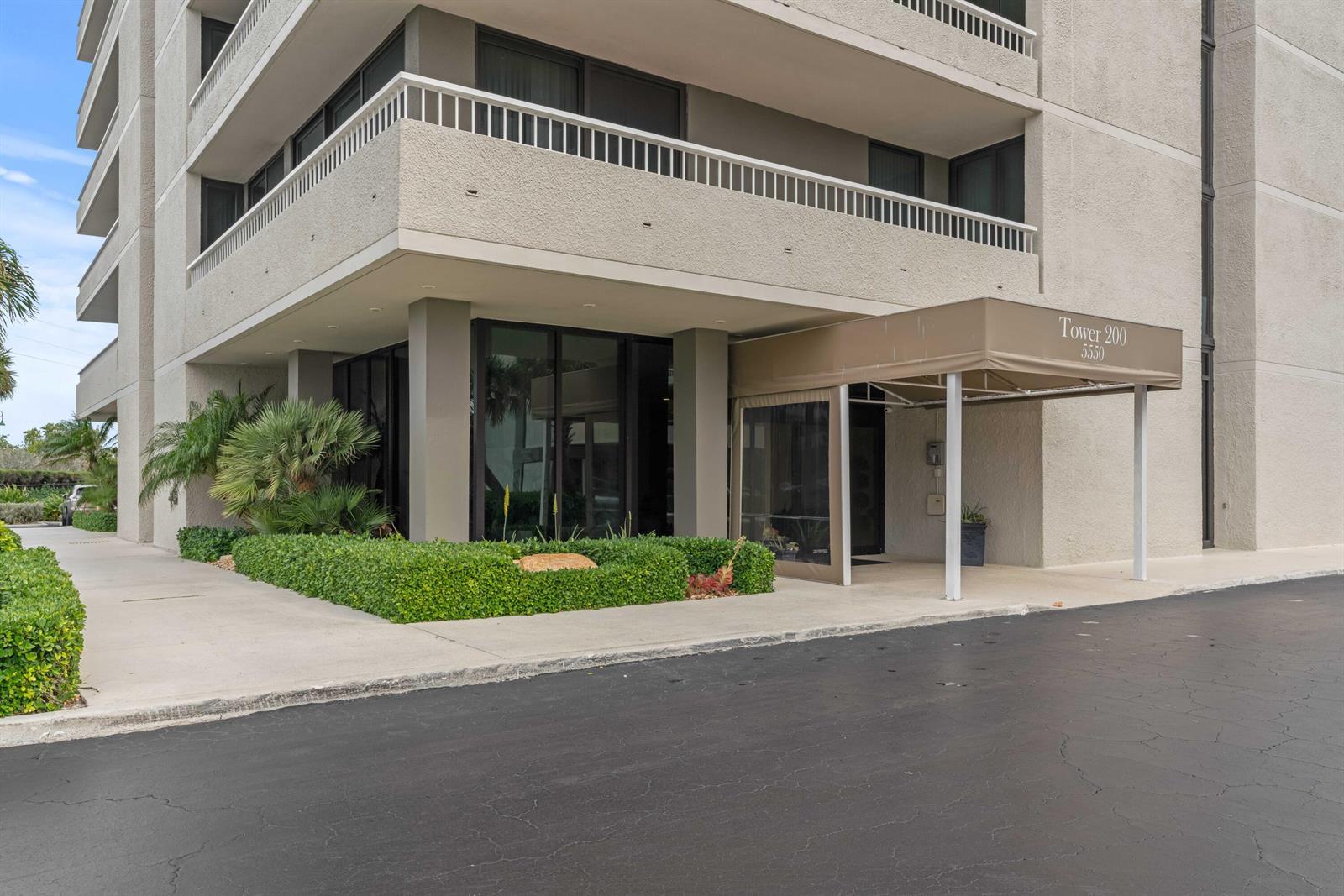 5550 N Ocean Drive # 5c, Singer Island FL 33404 photo 4