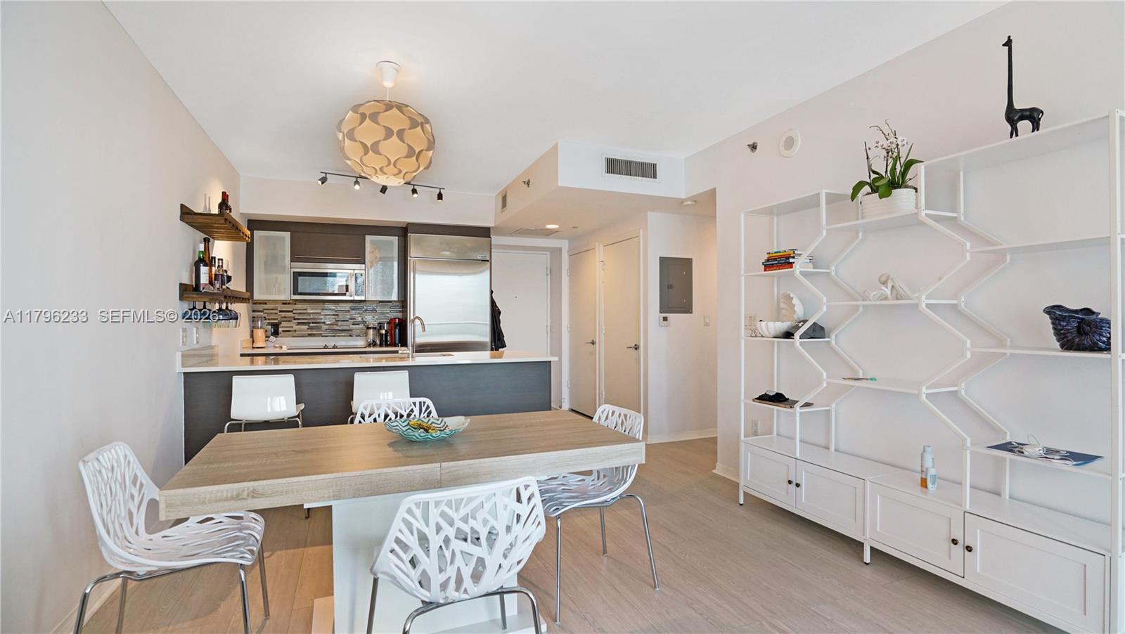 55 SE 6th St # 1804, Miami FL 33131 photo 4