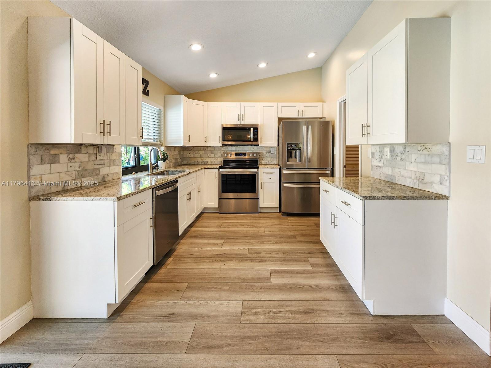 1359 NW 112th Ter, Coral Springs FL 33071 photo 3