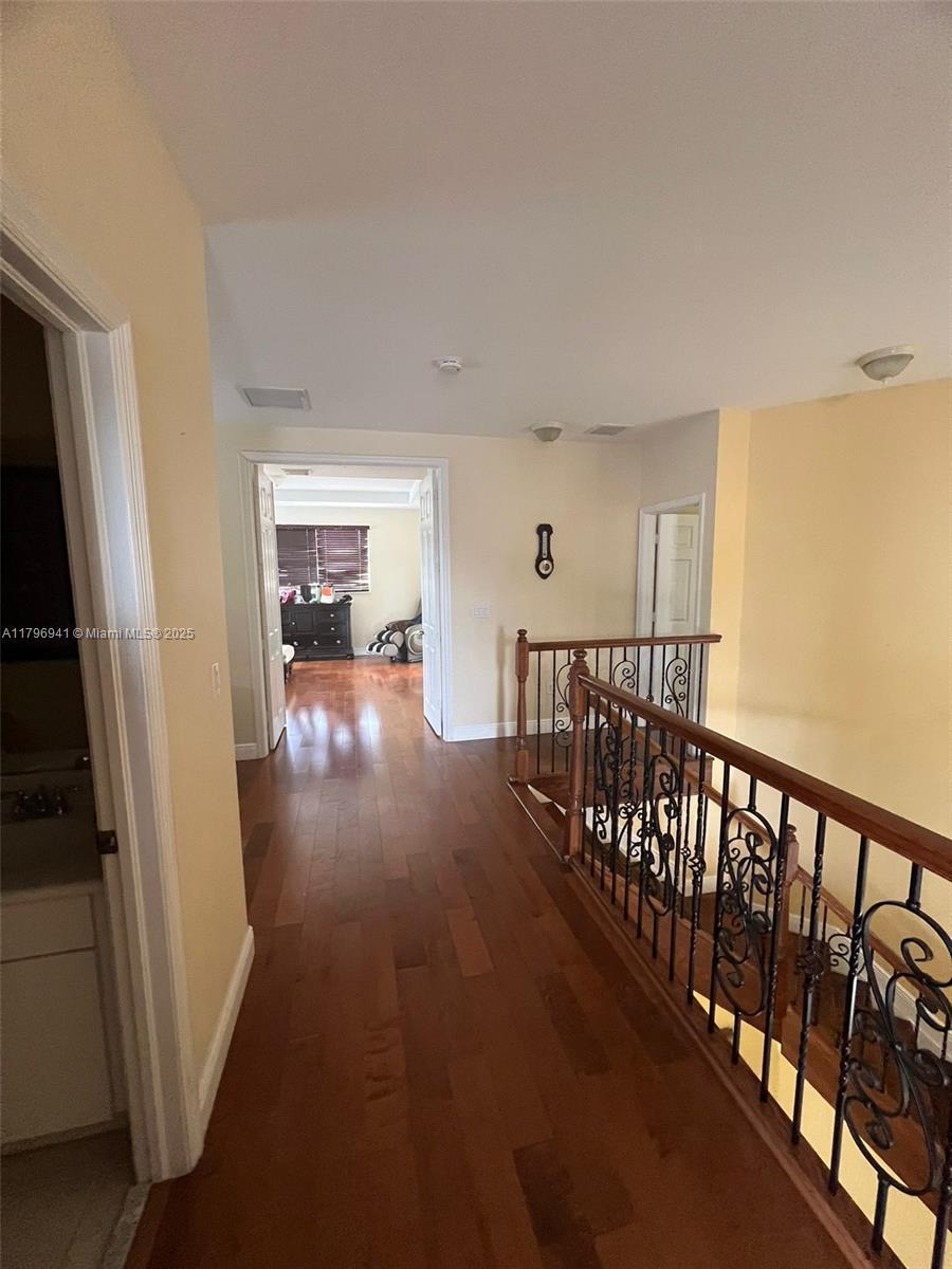 7946 SW 164th Pl, Miami FL 33193 photo 5