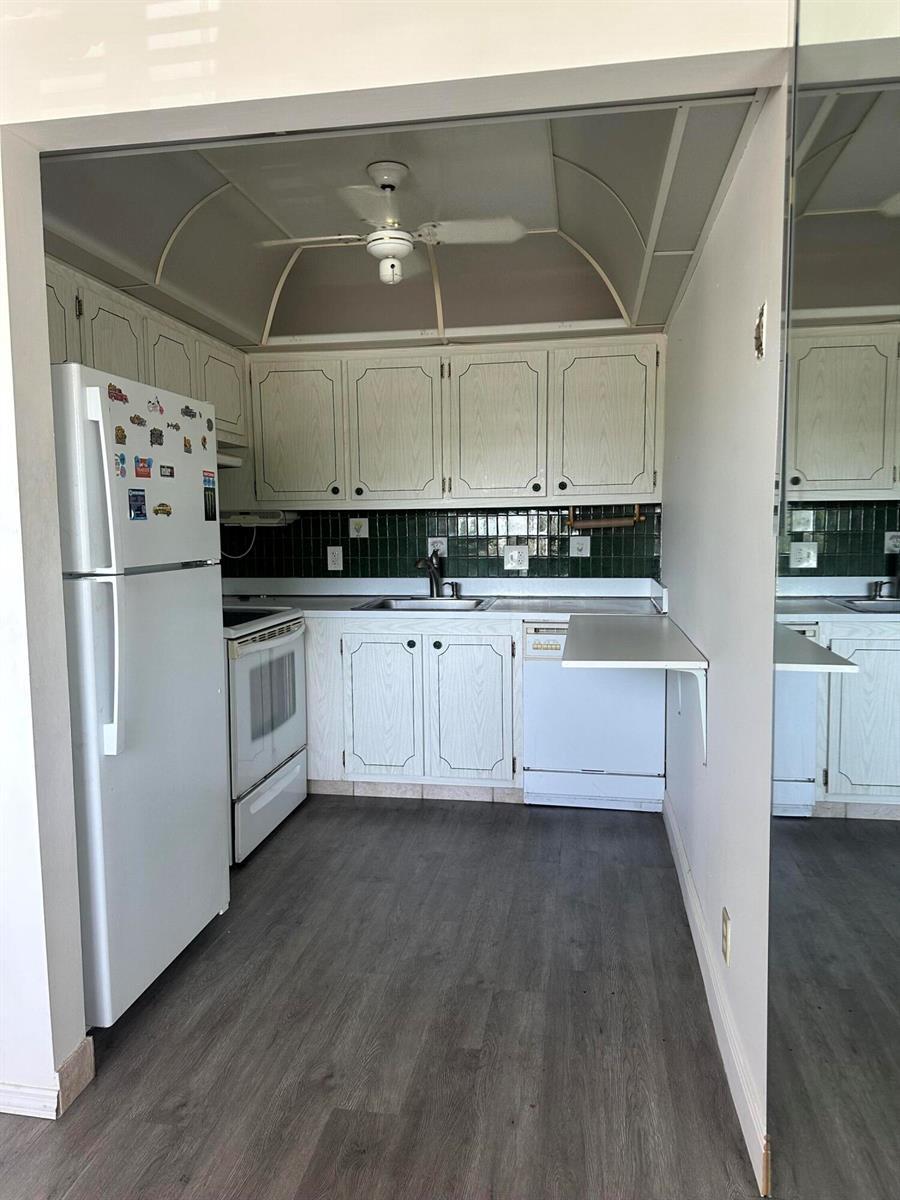 300 Village Green Circle S # 217, Palm Springs FL 33461 photo 5