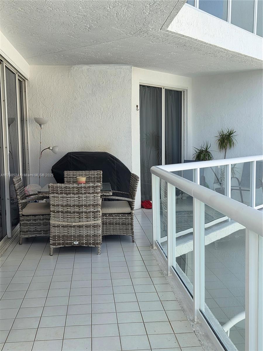 16425 Collins Ave # 312, Sunny Isles Beach FL 33160 photo 3