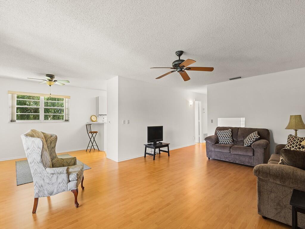 23 Lake Vista 207 Trail W # 207, Port St. Lucie FL 34952 photo 2