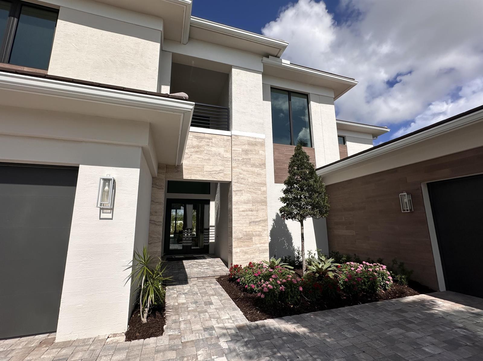 9120 Coral Isles Circle, Palm Beach Gardens FL 33412 photo 2