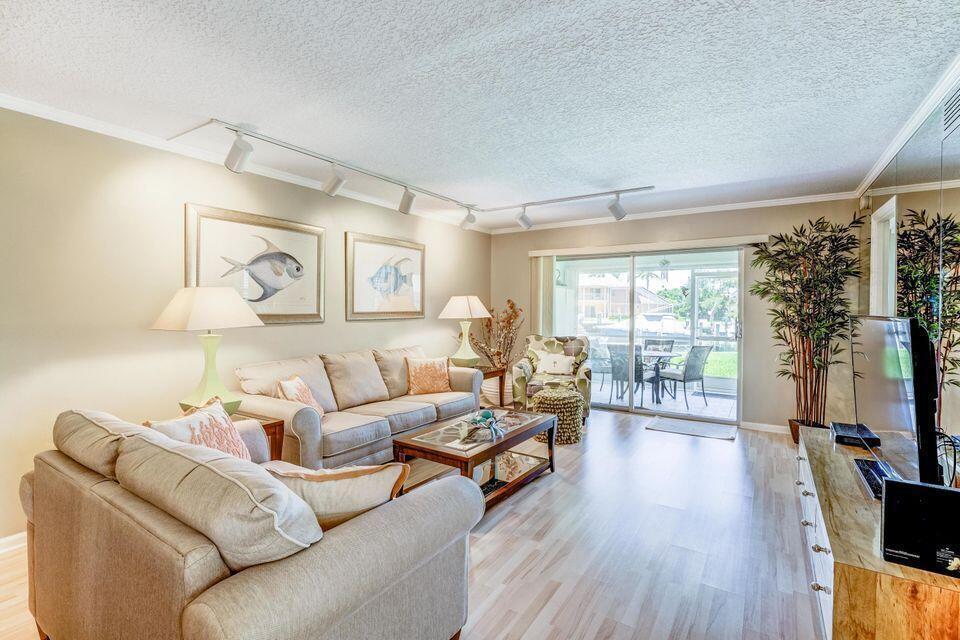 1160 Sugar Sands Boulevard, Singer Island FL 33404 photo 5