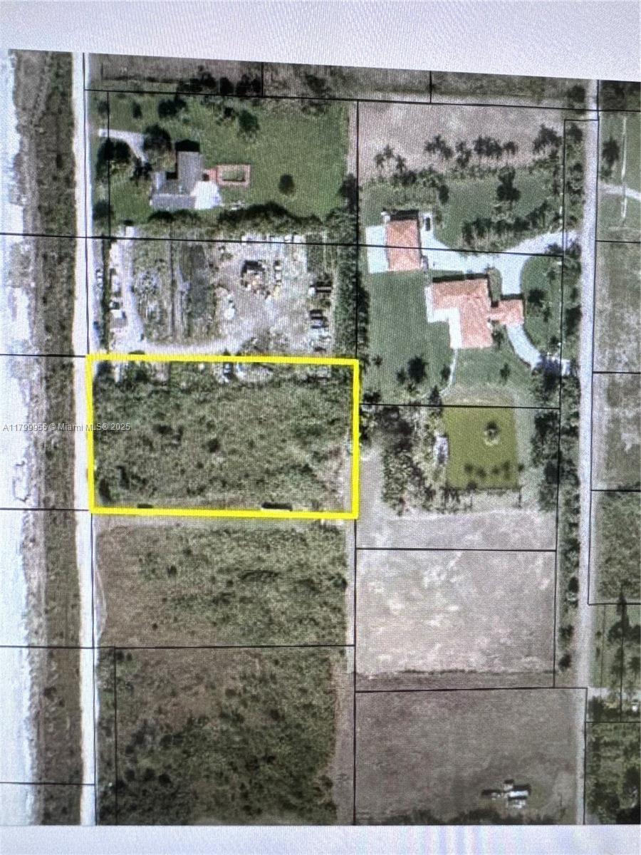 154XX SW 213 ave, Miami FL 33187