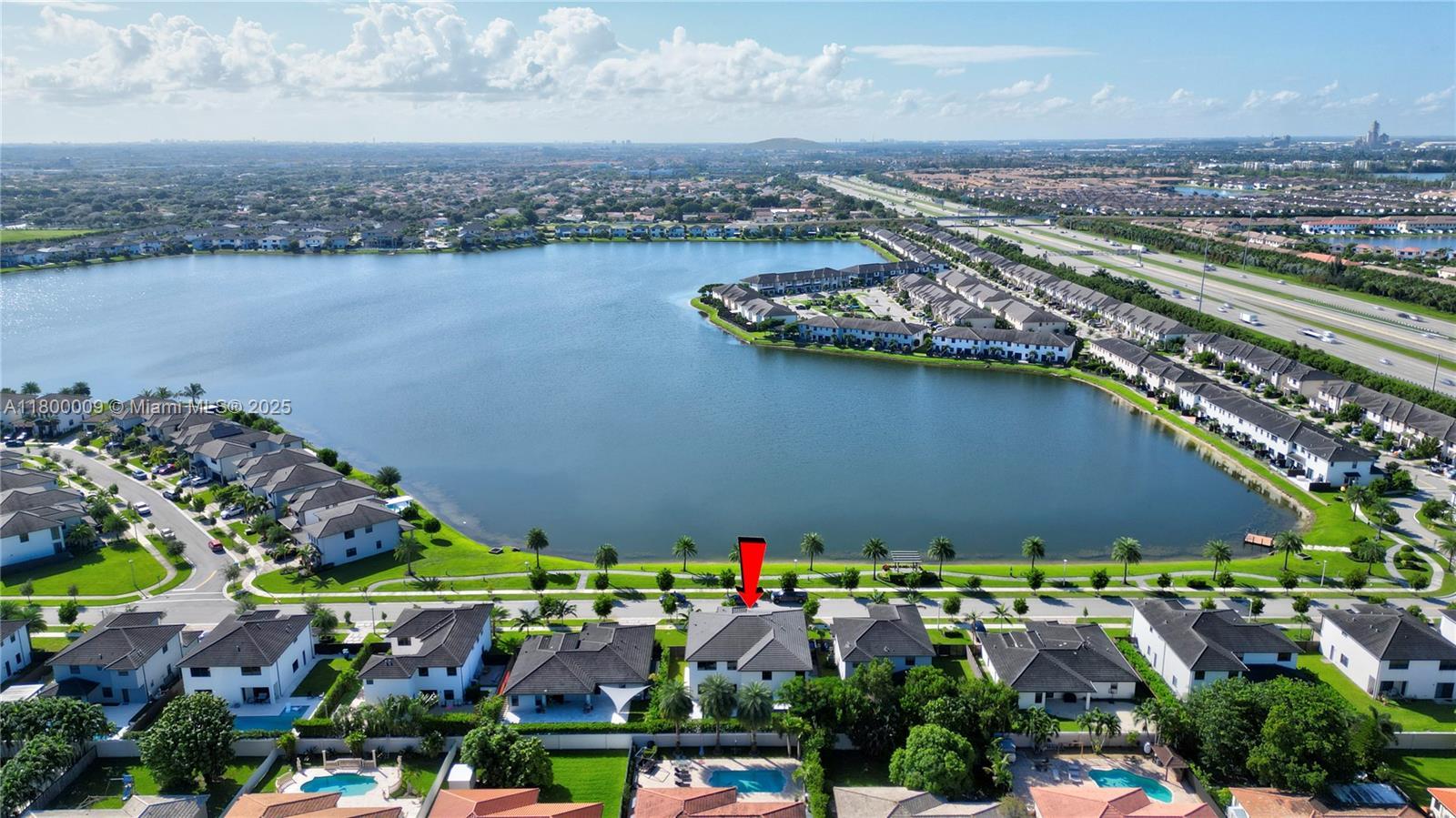 9015 NW 161st Ter, Miami Lakes FL 33018 photo 3