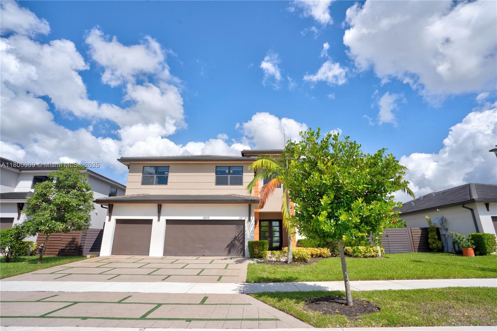 9015 NW 161st Ter, Miami Lakes FL 33018