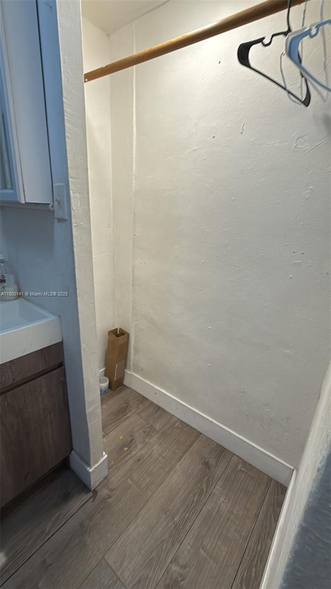 210 SW 30th Ave, Miami FL 33135 photo 3