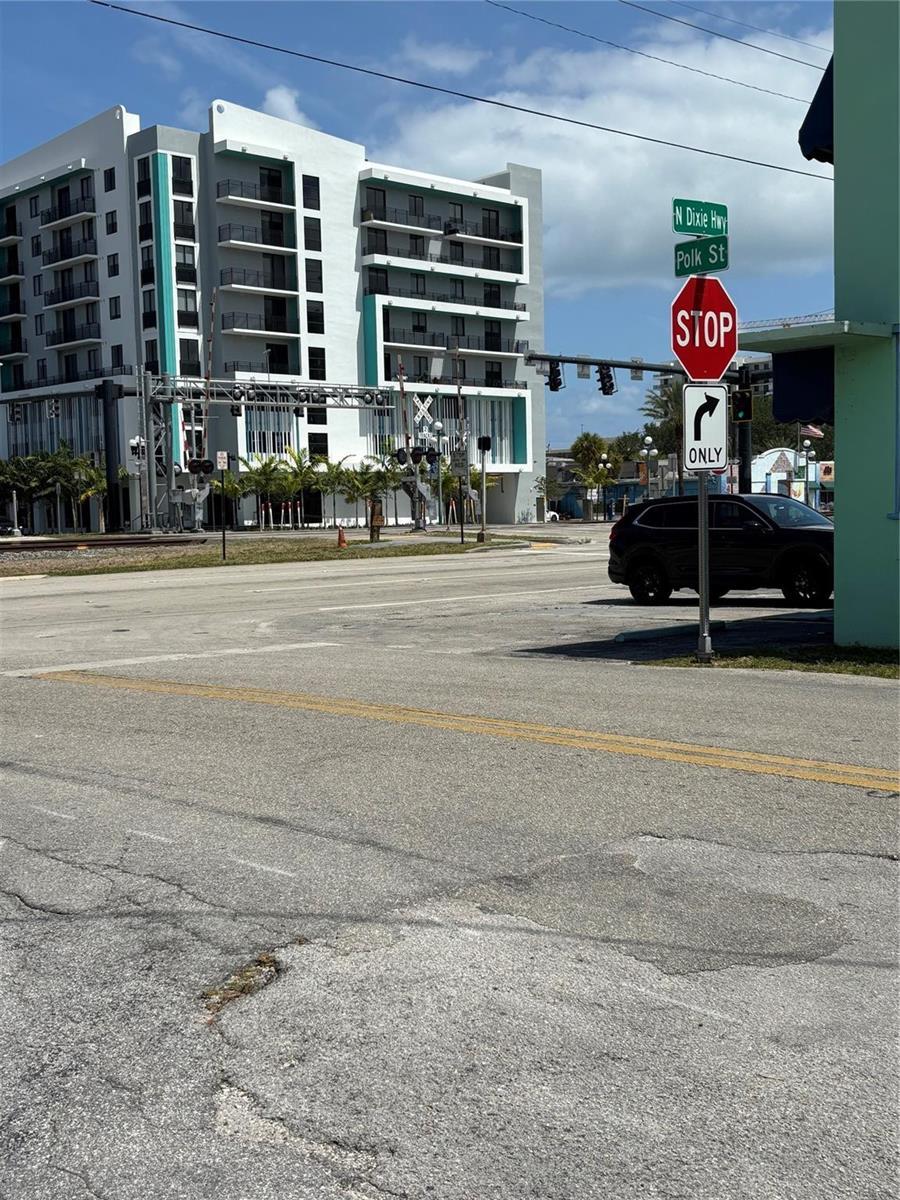 2127 Polk Street, Hollywood FL 33020 photo 2