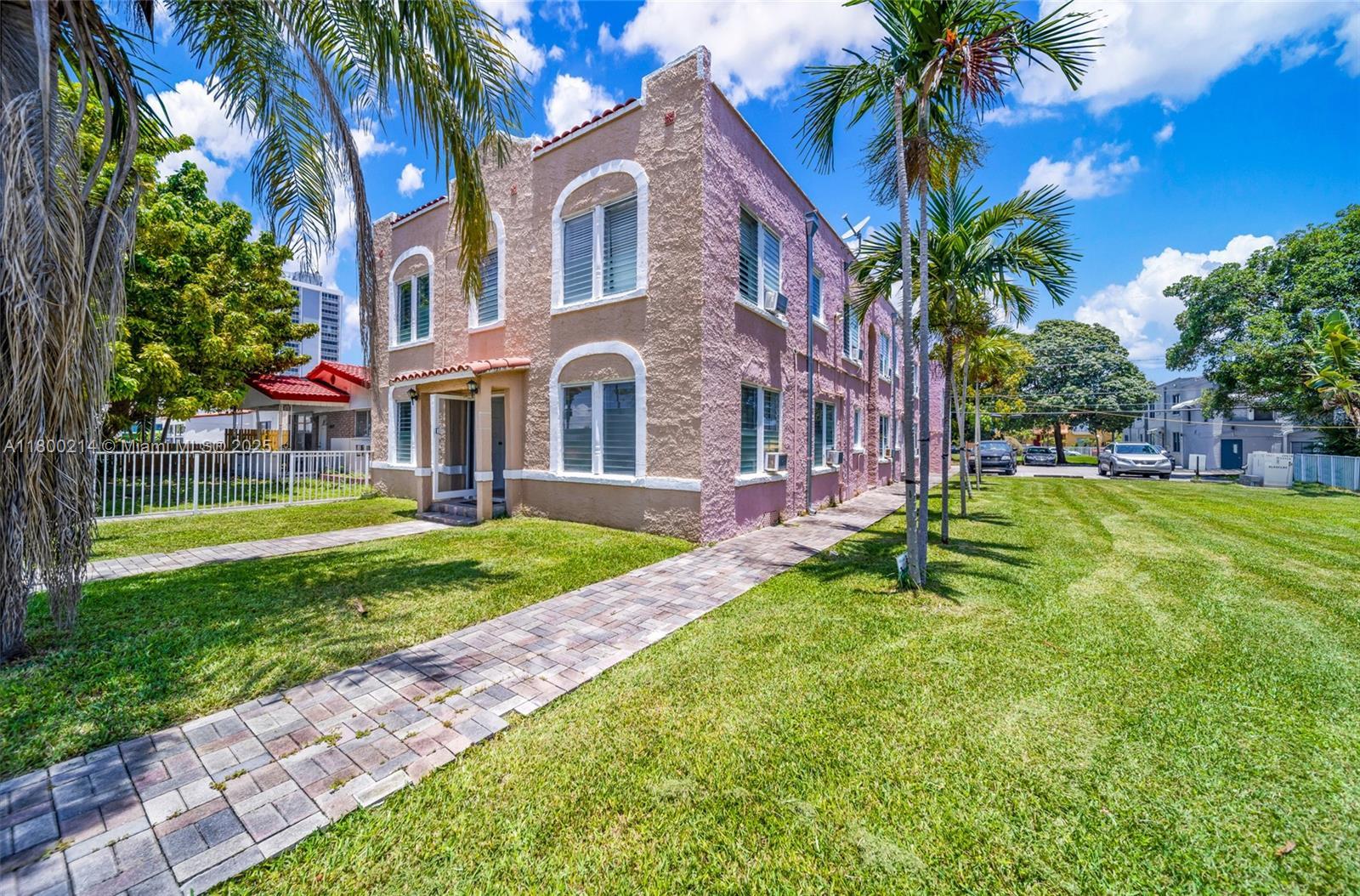 1621 Van Buren St, Hollywood FL 33020 photo 3