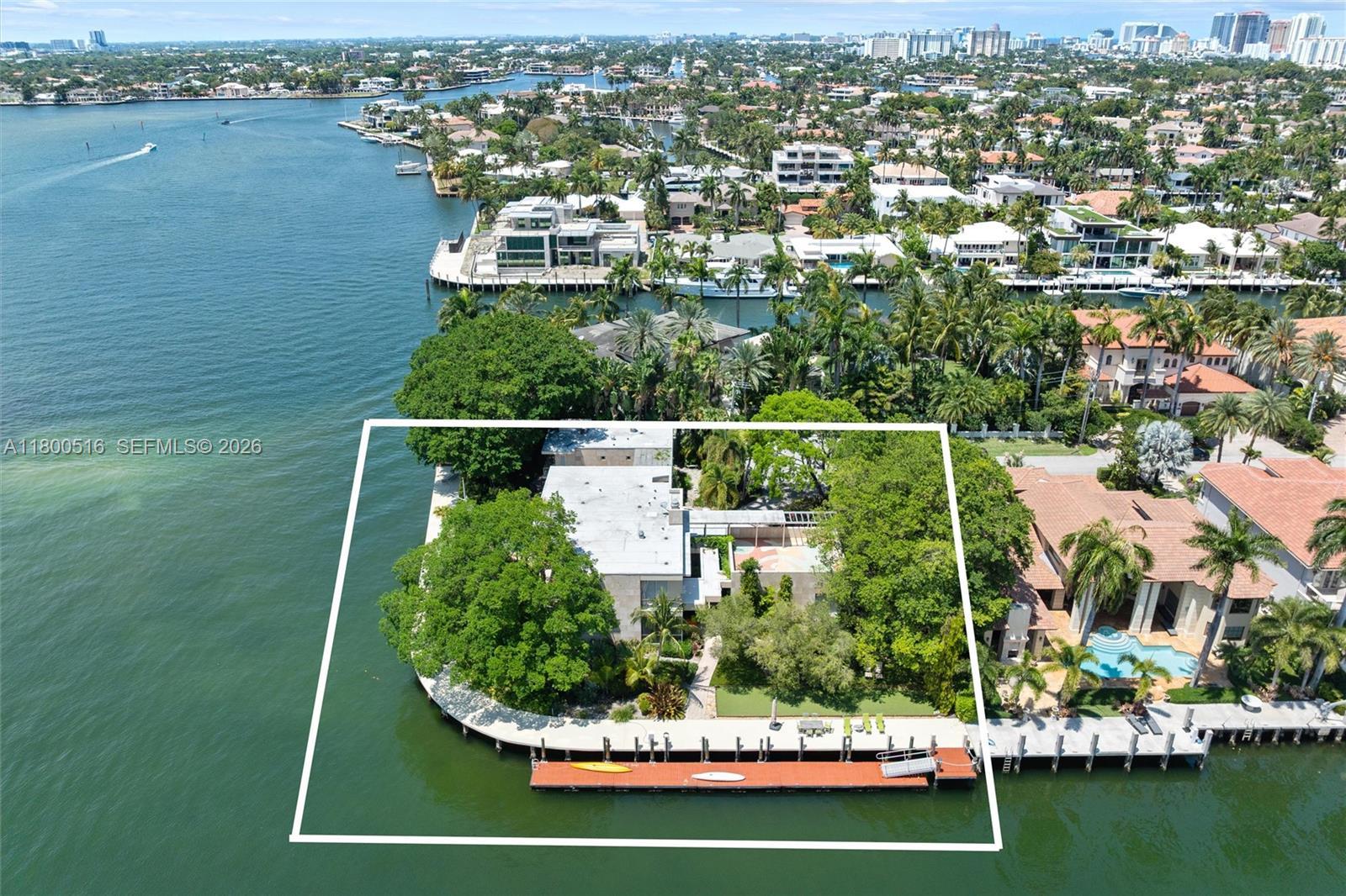 2500 Mercedes Dr, Fort Lauderdale FL 33316 photo 4