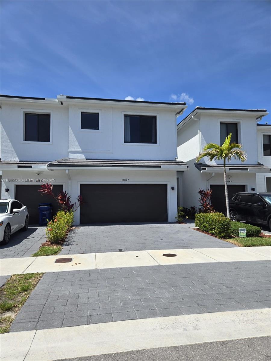 10847 SW 232nd Ter, Homestead FL 33032 photo 3