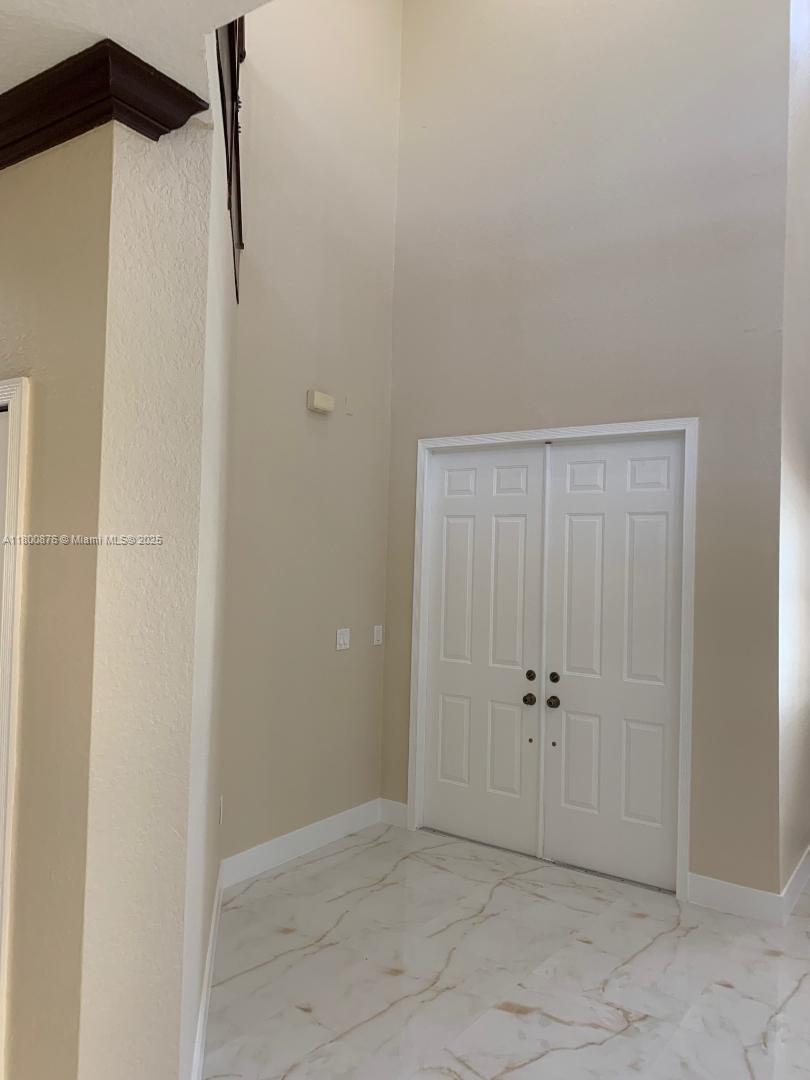 16451 SW 64th Ter, Miami FL 33193 photo 5