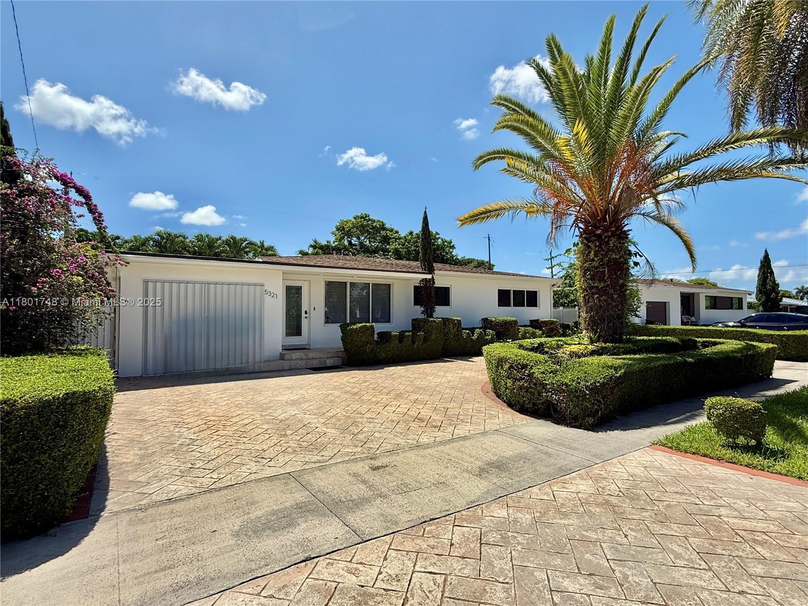 5321 SW 89th Ct, Miami FL 33165