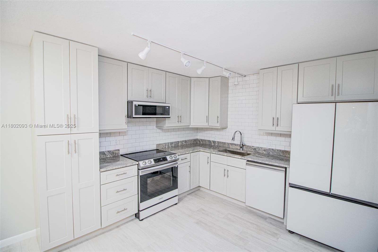 1410 14th Ter # 1410, Palm Beach Gardens FL 33418 photo 4