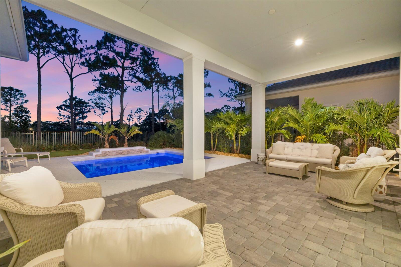 211 SE Calmo Circle, Port St. Lucie FL 34984 photo 2