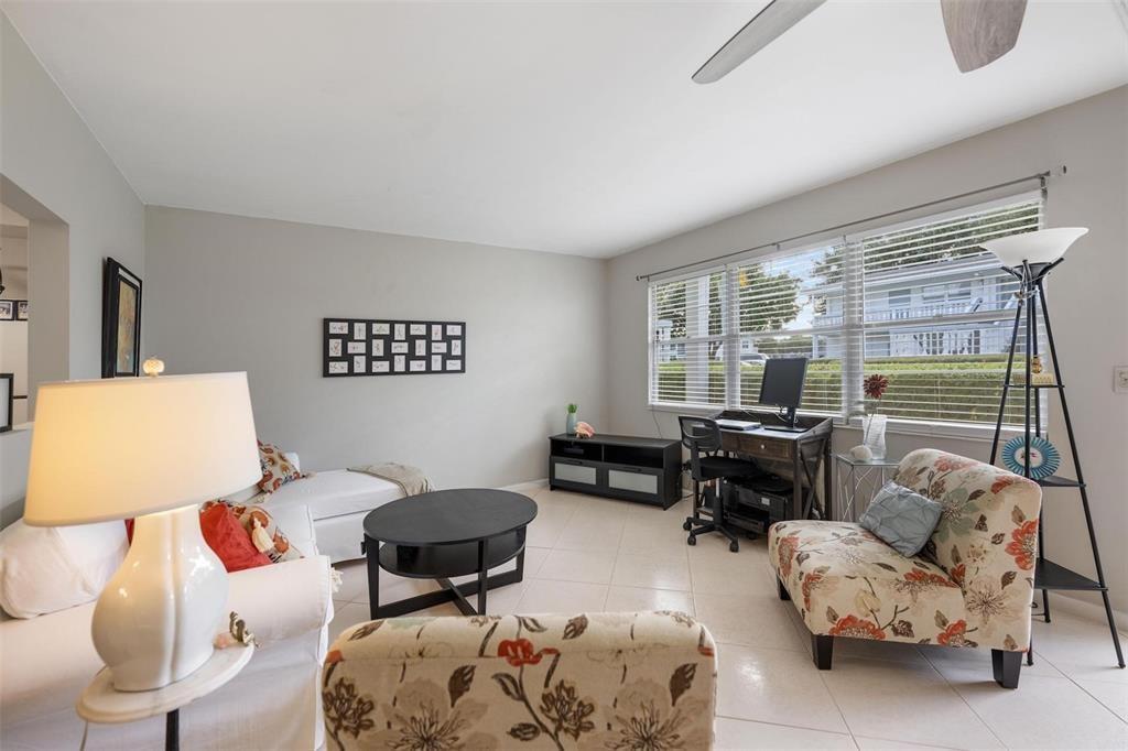 194 Newport L # 194, Deerfield Beach FL 33442 photo 2