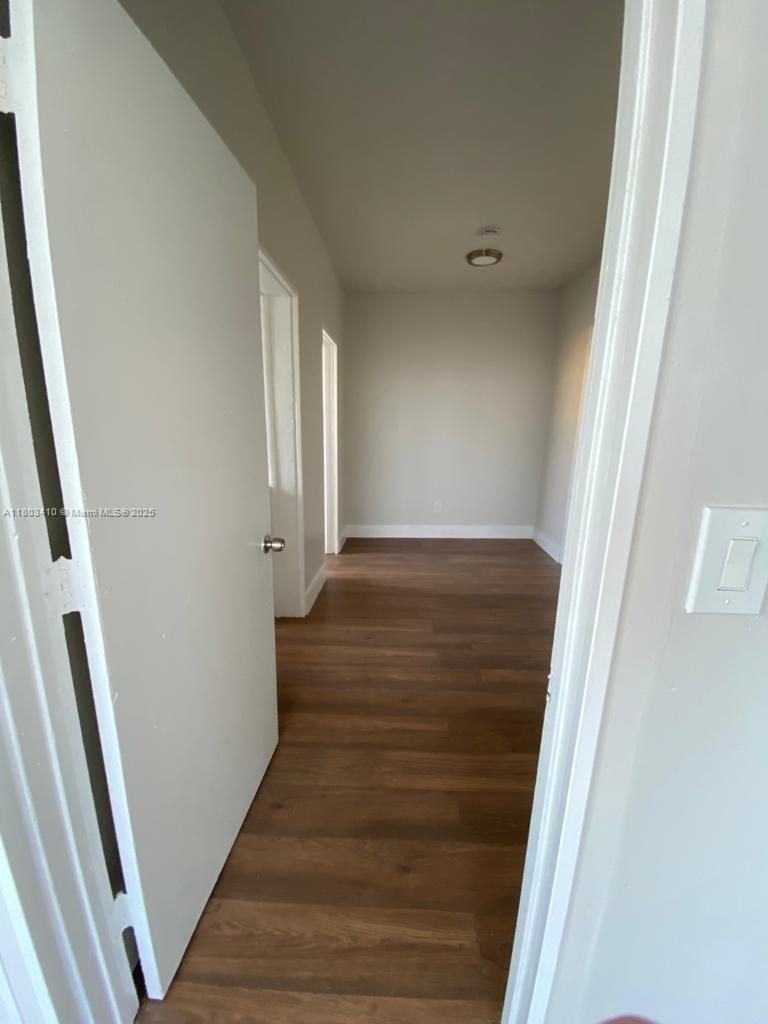 1554 SW 5th St, Miami FL 33135 photo 4