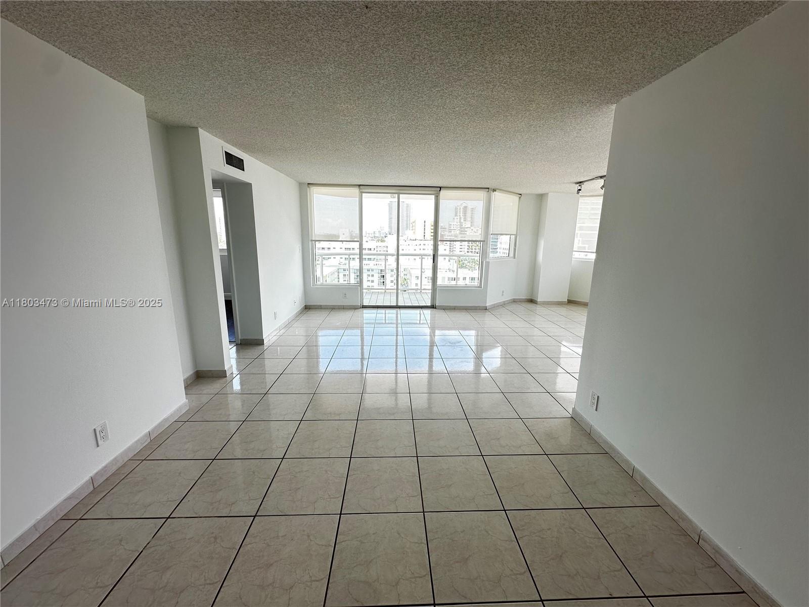 Miami Beach, FL 33140 photo 2
