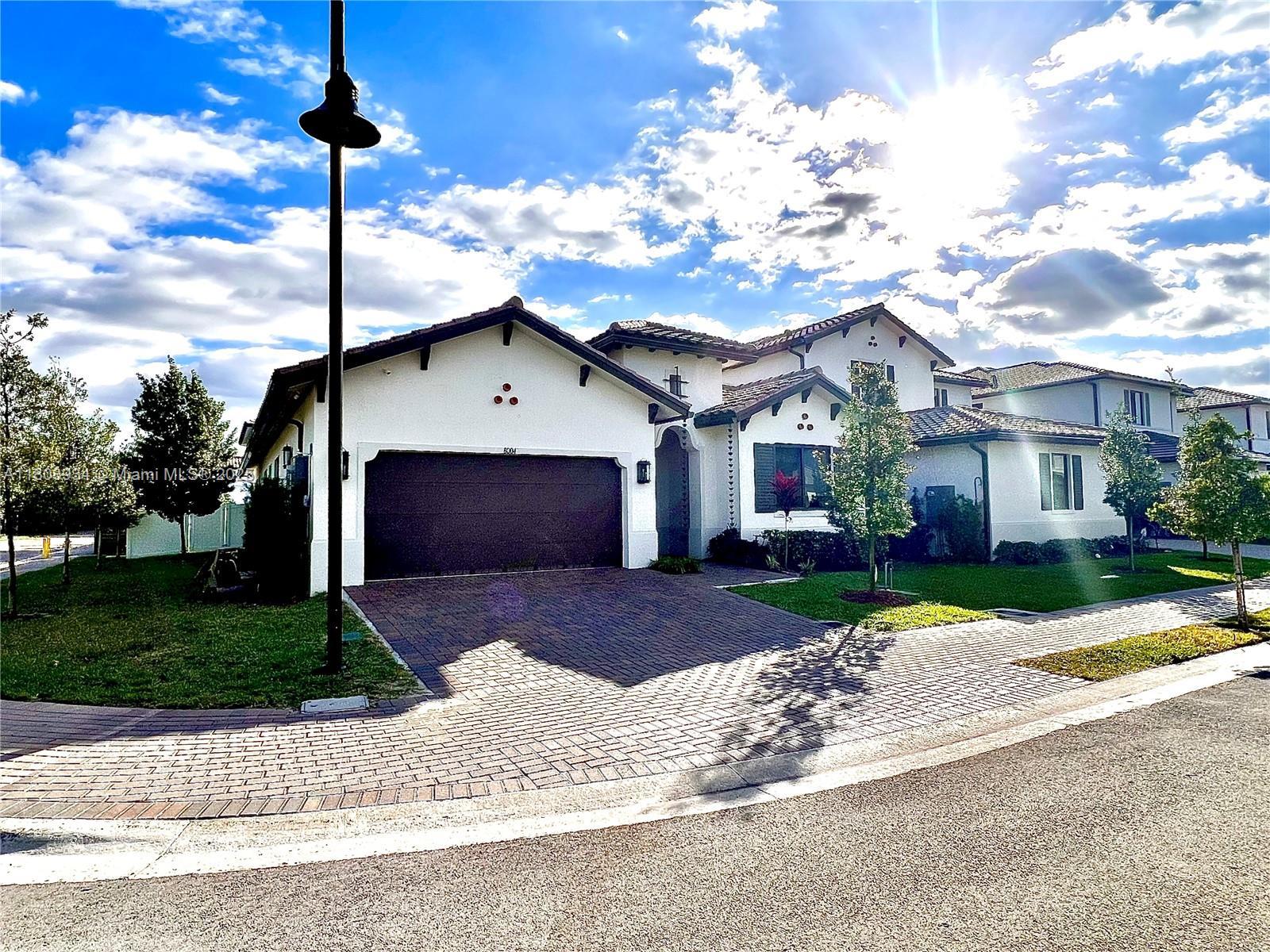 8004 NW 46th Ter # 8004, Doral FL 33166 photo 2