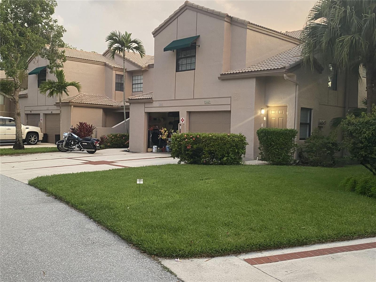 1668 Cypress Pointe Drive # 1668, Coral Springs FL 33071 photo 3