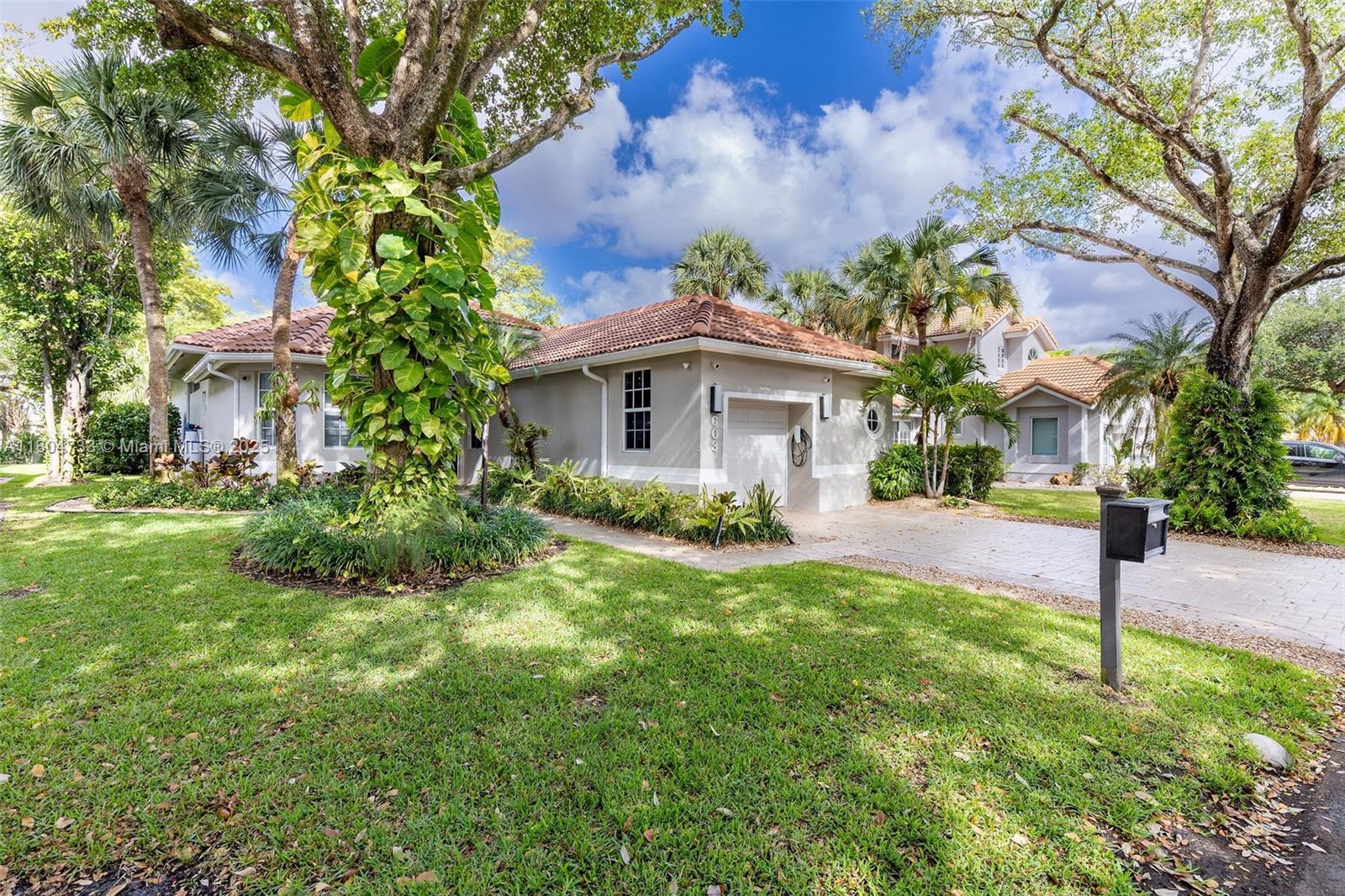 603 Misty Oaks Ln, Pompano Beach FL 33069 photo 3