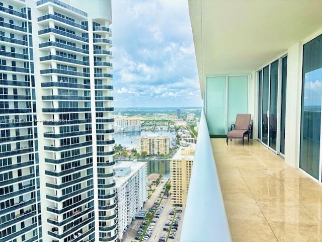 1830 S Ocean Dr # 3702, Hallandale Beach FL 33009 photo 5